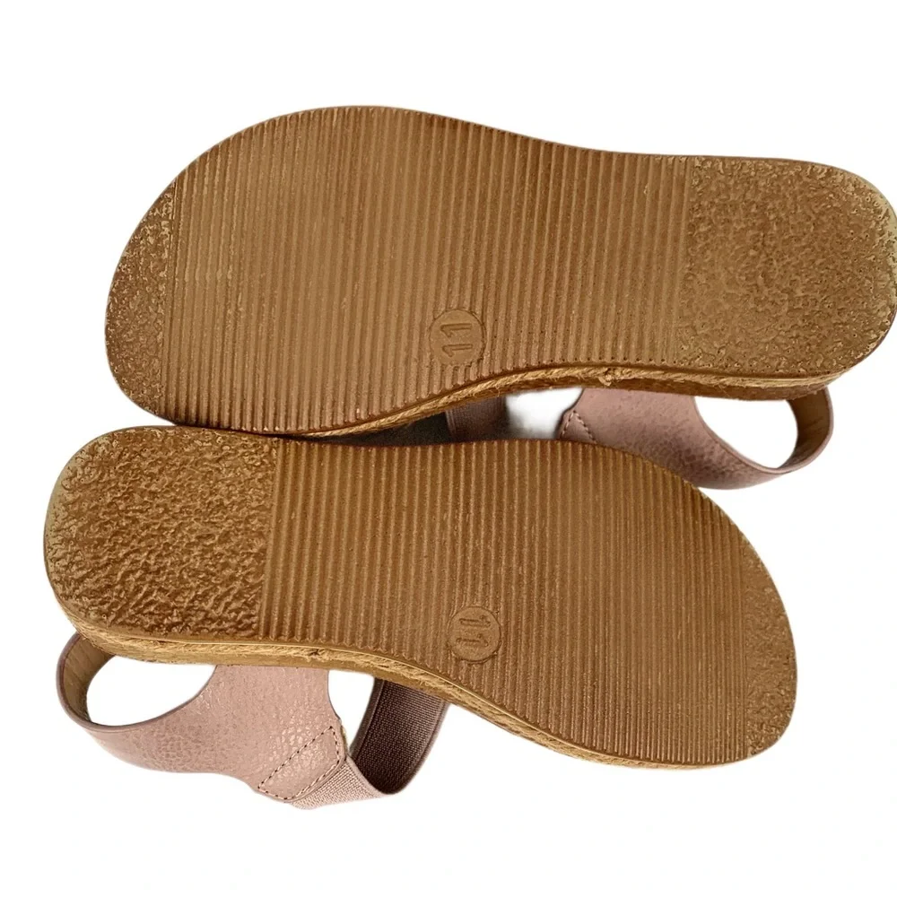 Link Comfort Girls Faux Leather Tan Strappy Sandals Size 11